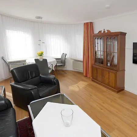 Apartment Stranddomicil Steiner - Gaestehaeuser Busum