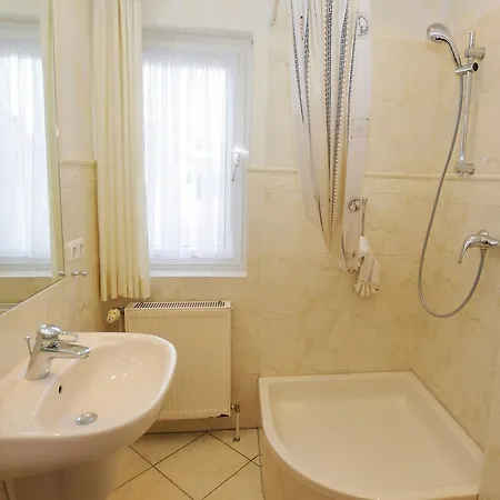 Stranddomicil Steiner - Gaestehaeuser Apartamento *