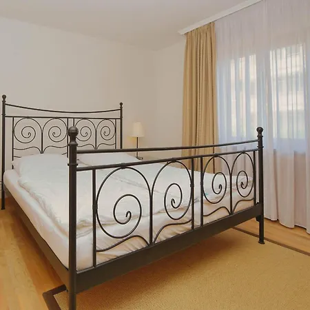 Stranddomicil Steiner - Gaestehaeuser * Büsum